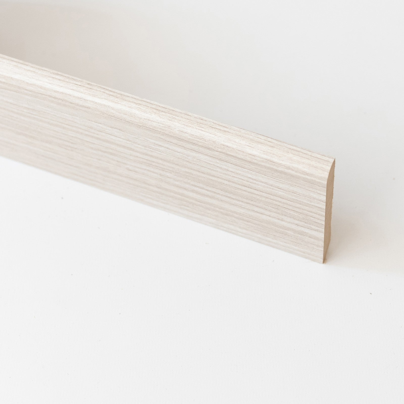 battiscopa  70x10 mm mdf 240 cm rovere sbiancato cod:ferx.2197