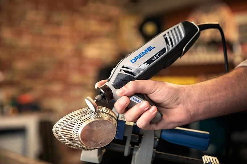 Dremel 4250-3/45 (F0134250JF) – Multitool a Rete 175 W + 45 Accessori