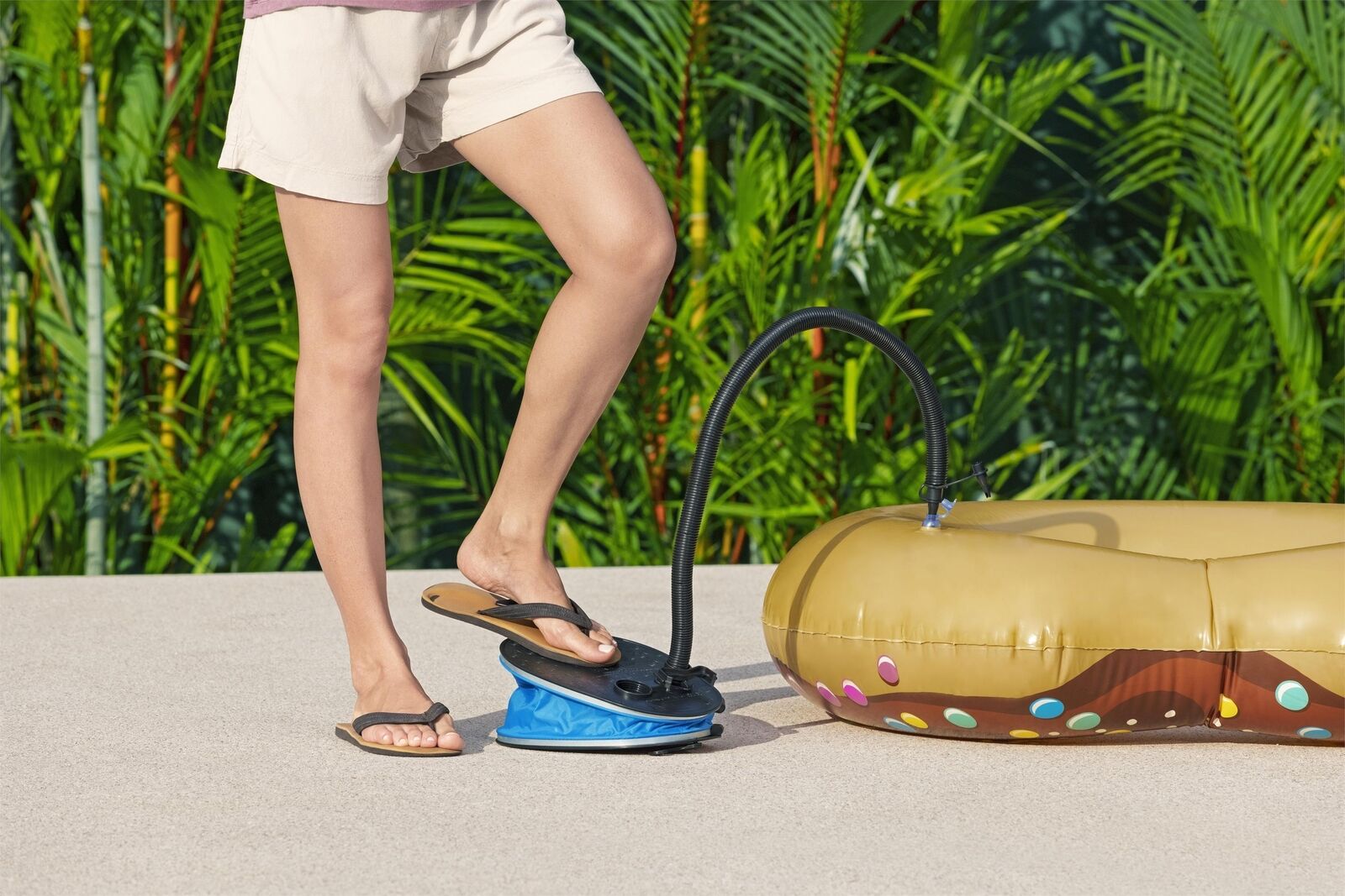 Bestway 62005 / 24 pompa ad aria da pavimento Nero, Blu Gonfiabili