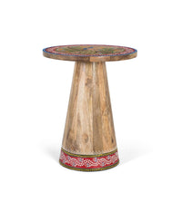 Tavolino in legno di mango con dettagli dipinti a mano.