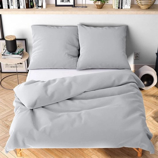 Set da letto 4 pezzi, 135 x 200 cm, grigio chiaro - morbido e non stirato - 2 coperte da letto + 2 cuscini 80 x 80 cm - set da letto per l'intero anno