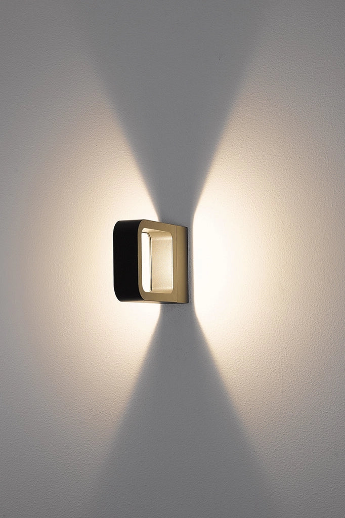 PITT Applique LED 7W per Esterno, Biemissione 100-100°, Struttura in Alluminio IP65, 3000K Corten - Rossini Illuminazione