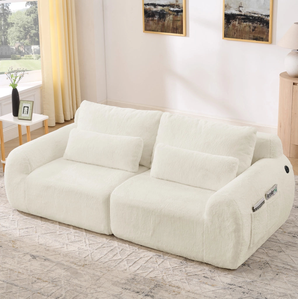 Divano 2 posti in tessuto effetto pelo di coniglio con USB e tasca laterale; beige