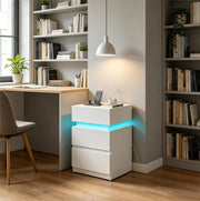 Set di 2 comodini bianchi con LED, prese USB e 2 cassetti