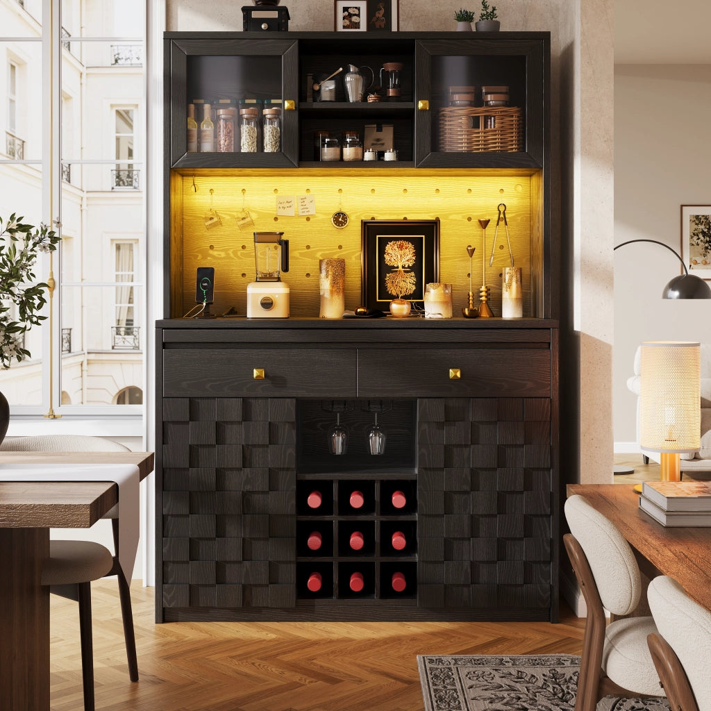Colonna cucina LED con ripiani regolabili; portabottiglie; prese USB e pannello forato; nero; 120 × 40 × 178 cm