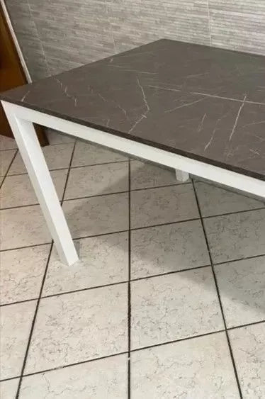 Tavolo a libro 90x90  piano nobilitato finitura marmo (aperto 180x90h.75) - Mobili 2G