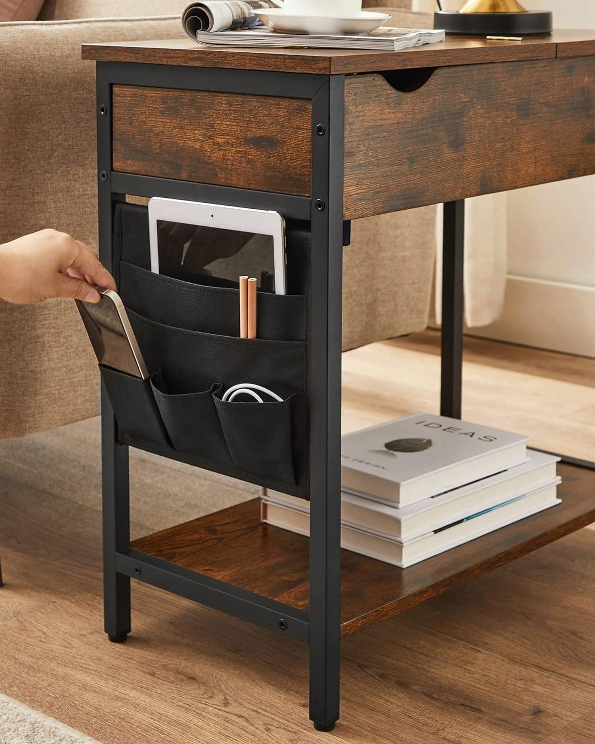 Tavolino laterale in stile loft rustico marrone Valora con ripiano | Vintage