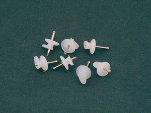 conf. 20 ganci in nylon da parete a 1 punta cod:ferx.22138