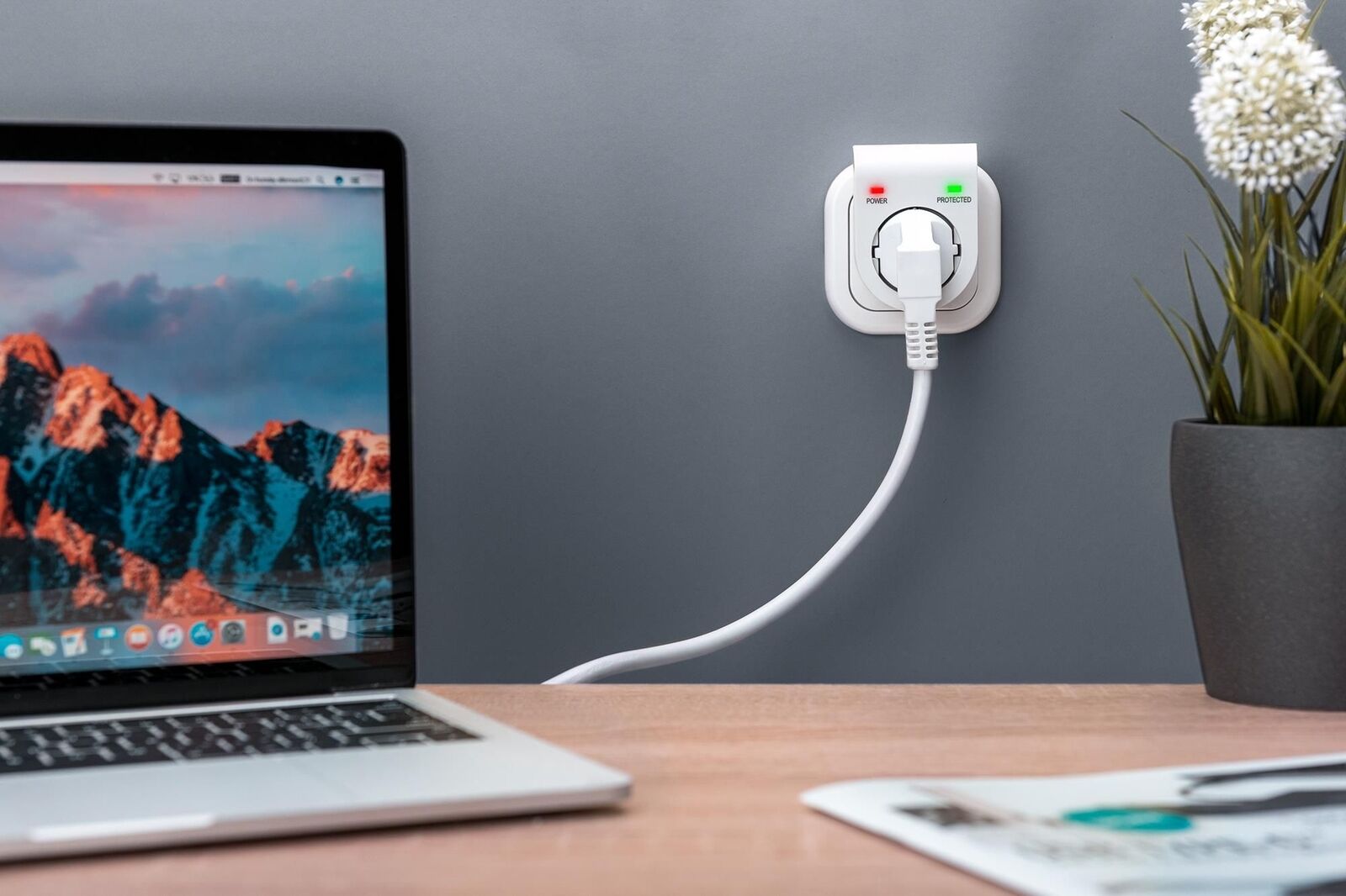 Digitus Adattatore con protezione contro le sovratensioni