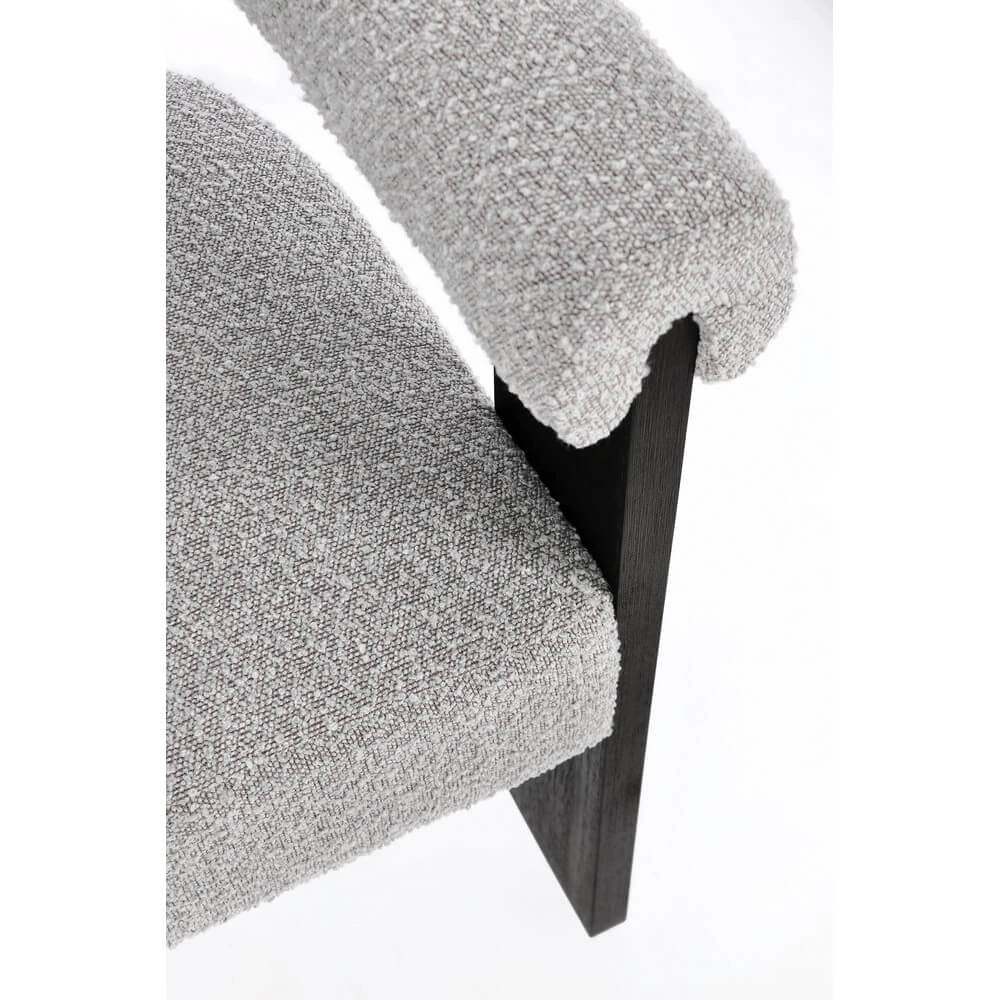 Sedia con Braccioli in Tessuto Bouclé e Struttura in Legno Nero - GORDON