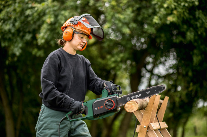 Elettrosega Bosch barra 35 cm 1800w UniversalChain 35