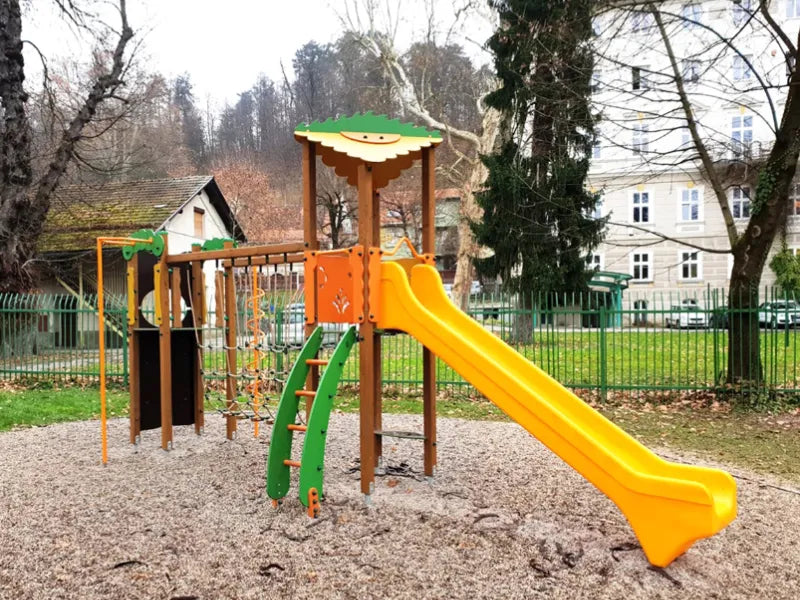 Villaggio Beverly Light 902L Giochipark torretta ponte scivolo EN 1176 - Polietilene colorato