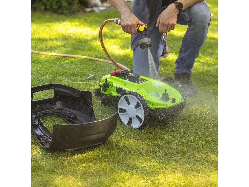 Robot tagliaerba Greenworks Optimow 5 motore Brushless per prati 550mq