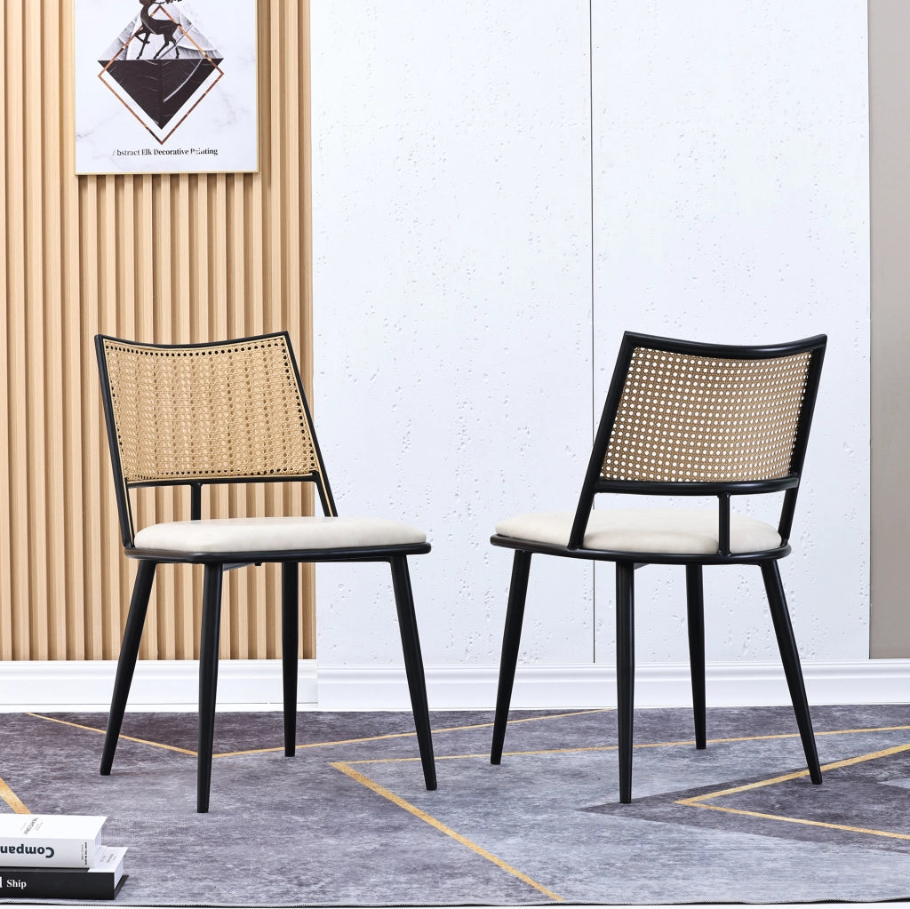 Set di 2 sedie da pranzo con seduta in PU e schienale in rattan; nere
