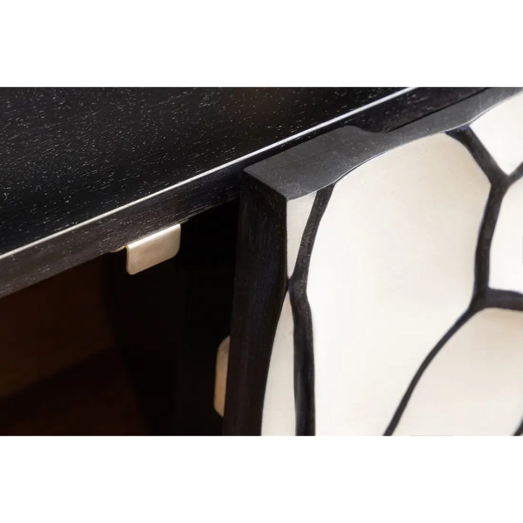 Buffet TERRAKAN 180 cm – Legno massiccio nero e bianco scolpito con piedi dorati