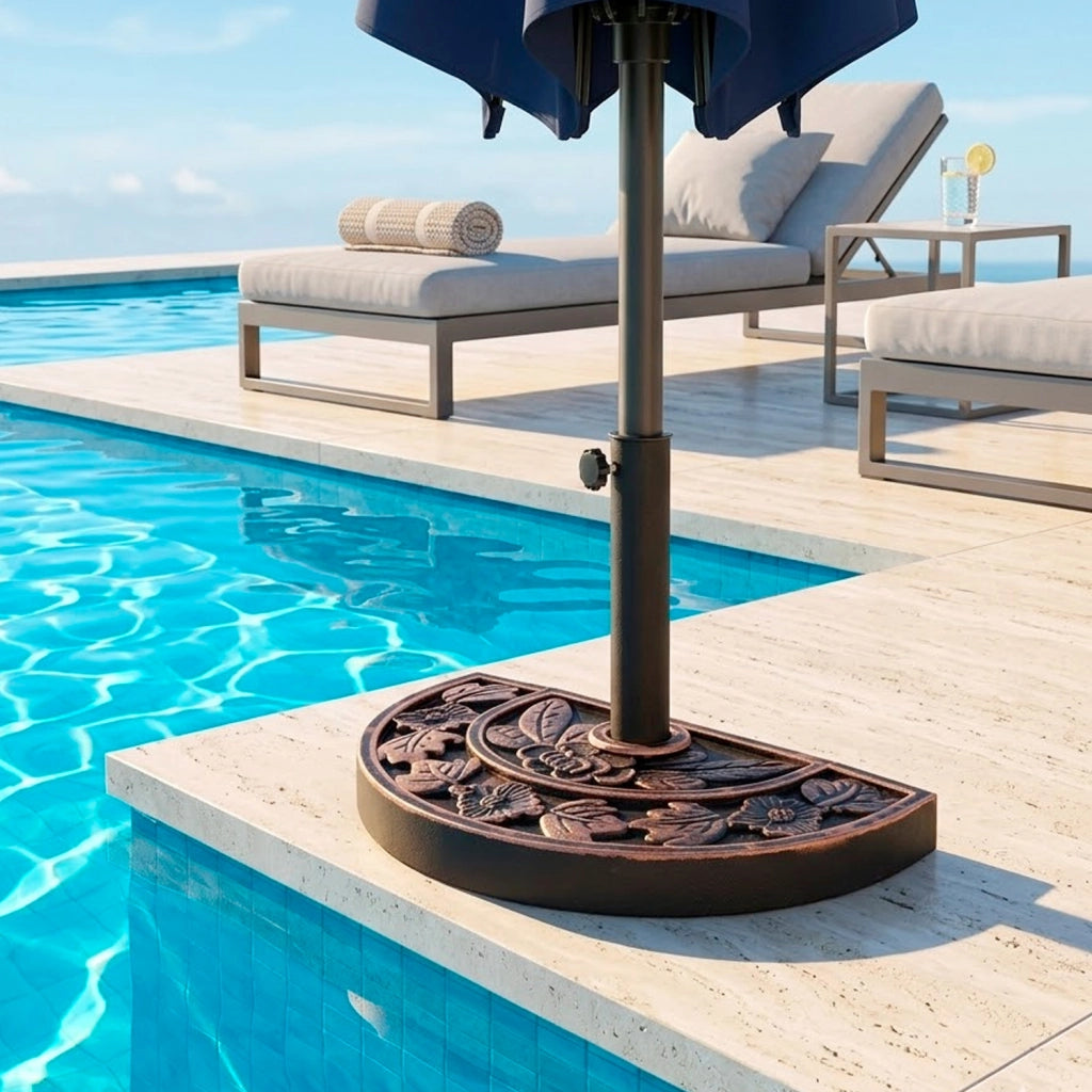Base Ombrellone Semicircolare Motivo Floreale In Cemento HDPE E Metallo Supporto Per Palo Ø 38/48 Mm Ideale per Balcone Terrazza Giardino Resistente Intemperie 50 x 31 x 7 Cm Bronzo