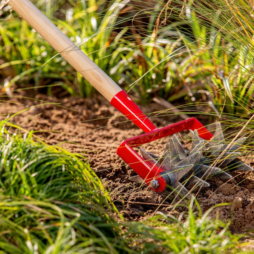 KADAX Coltivatore manuale per la lavorazione del terreno, arieggiatore da giardino, 145 cm, rotativo