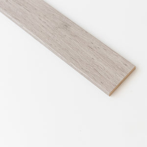 coprifilo in mdf rovere grigio r6 mm.10x70x2400 cod:ferx.2259