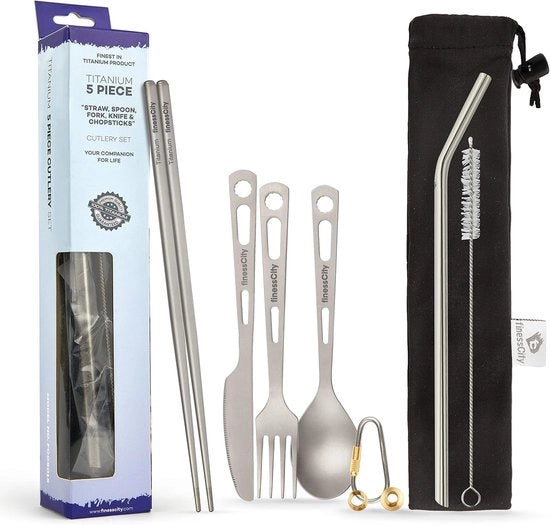Set di Cucina Ultra Leggero in Titanio - 3-4-5 Stuzzicadenti, Forchette, Cucchiai e Coltellini in Legno per Viaggio, Campeggio e Uso Casalingo in Custodia (Set di Cucina Standard a 5 pezzi)