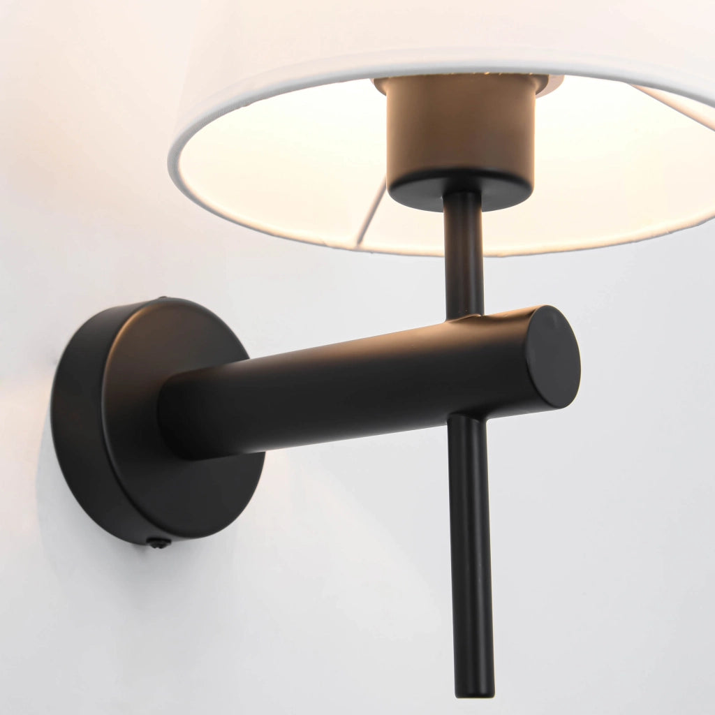 Applique Tivoli nera paralume bianco E27 40W LightPrestige