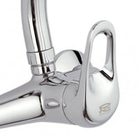 Rubinetto lavello a muro, bocca modello corto - serie remix