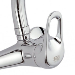 Rubinetto lavello a muro, bocca modello corto - serie remix