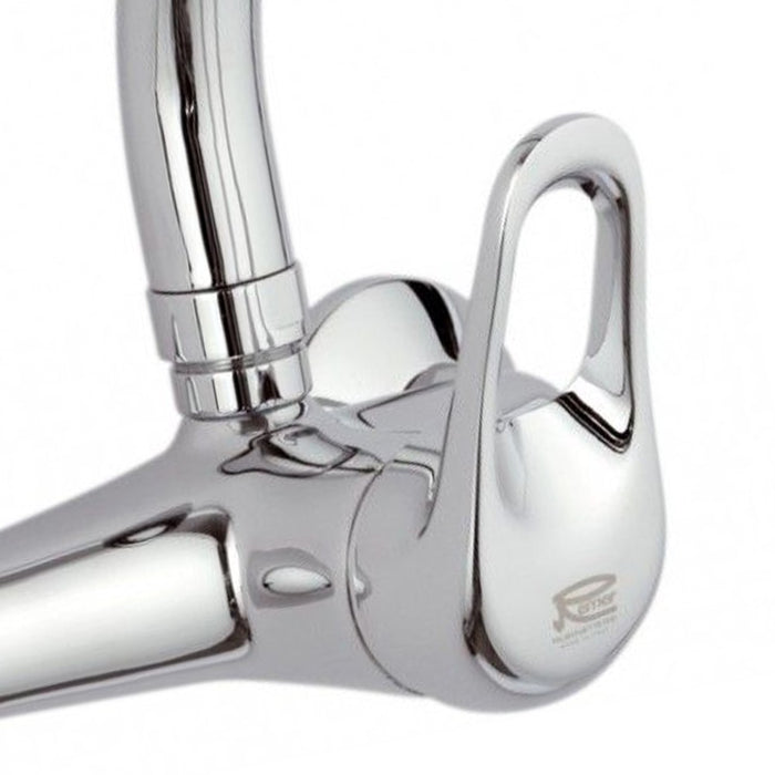 Rubinetto lavello a muro, bocca modello corto - serie remix