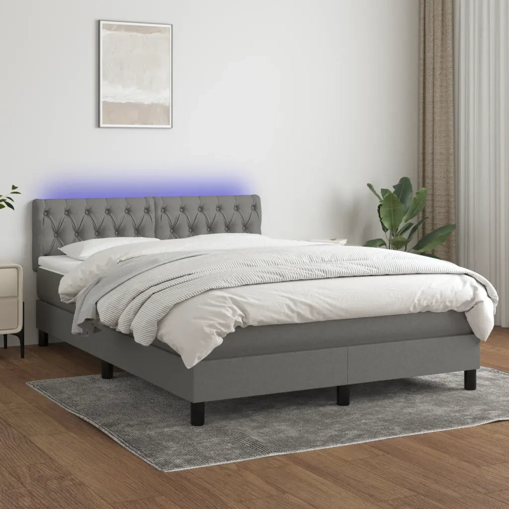 Letto a Molle Materasso e LED Grigio Scuro 140x200cm in Tessuto 3133398