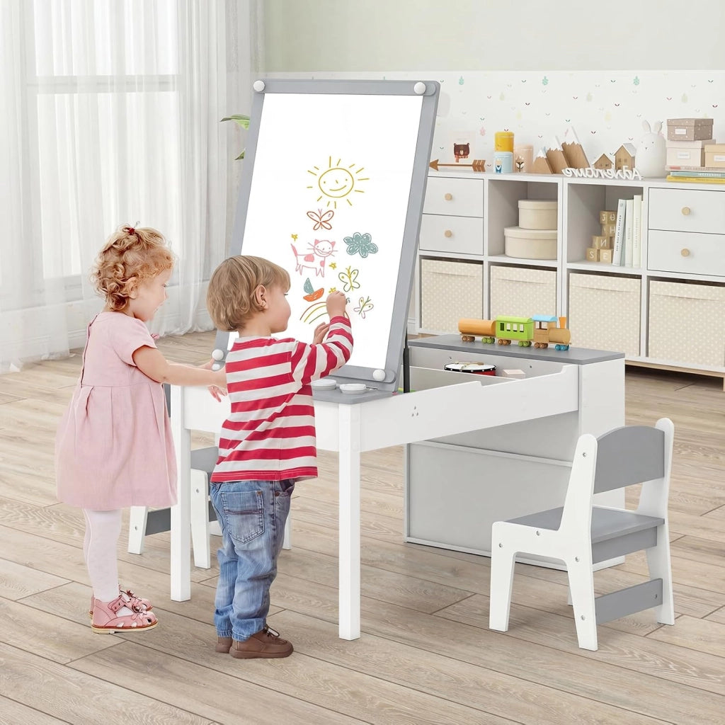 Set Tavolo da Disegno e Cavalletto per Bambini 3+ Anni con 2 Sedie, Tavolo Multifunzione in Legno con Piano Sollevabile, Rotolo di Carta, 6 Bicchieri di Vernice (Grigio)