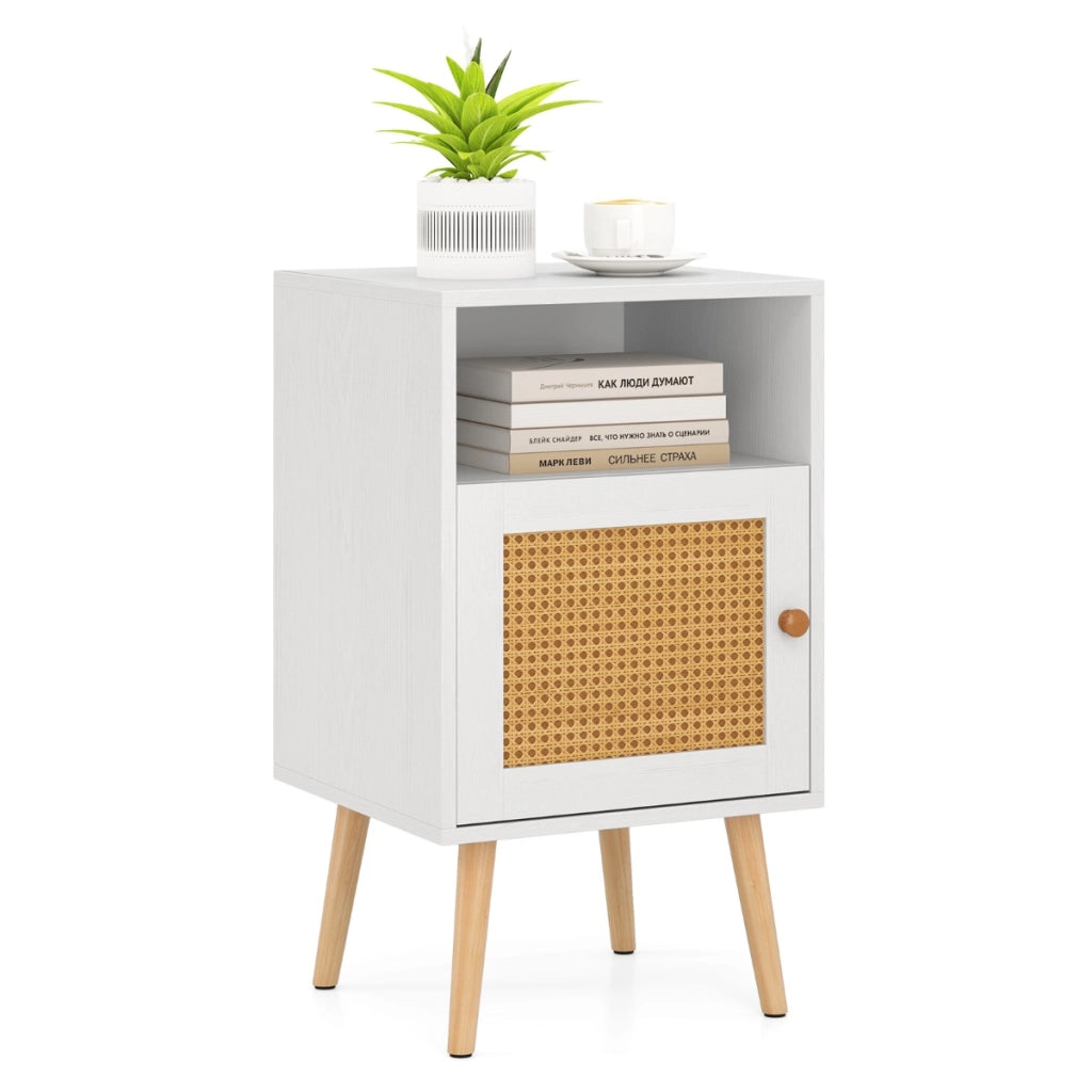 Comodino con mensola aperta e porta in rattan-Tavolino da notte in stile country per camera da letto e soggiorno Bianco