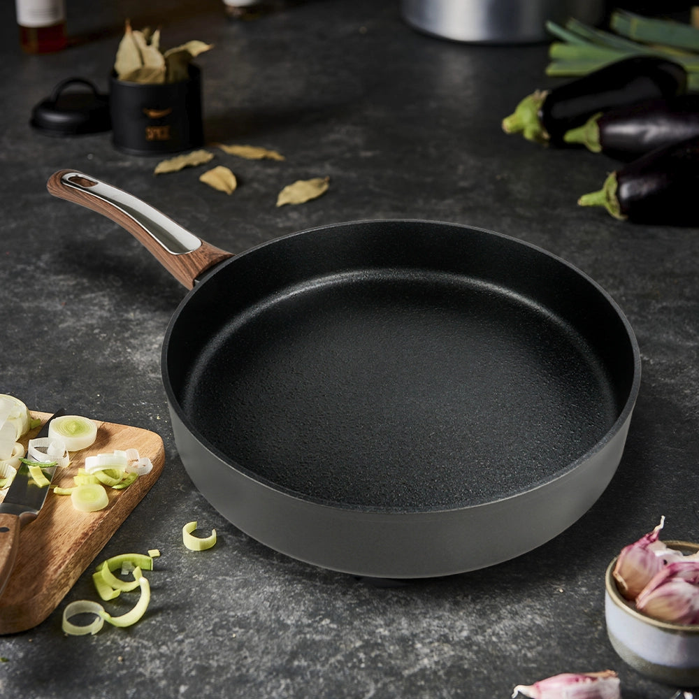 Padella Elegance Wood 20 cm doppio fondo acciaio inox, manico Soft touch