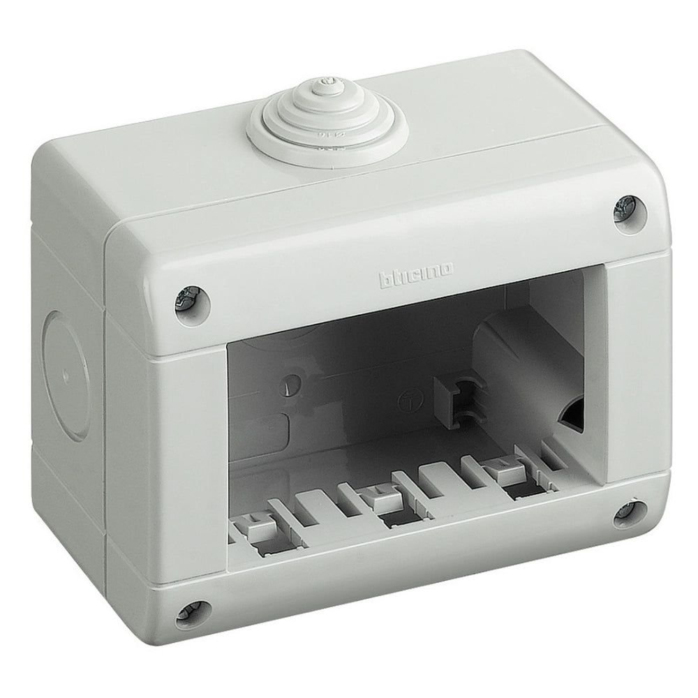 Custodia bticino 25403 serie matix ip40 per apparecchi modulari