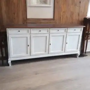Credenza madia buffet in legno 4 ante chic mod Martini con piedi provenzali bianco e noce