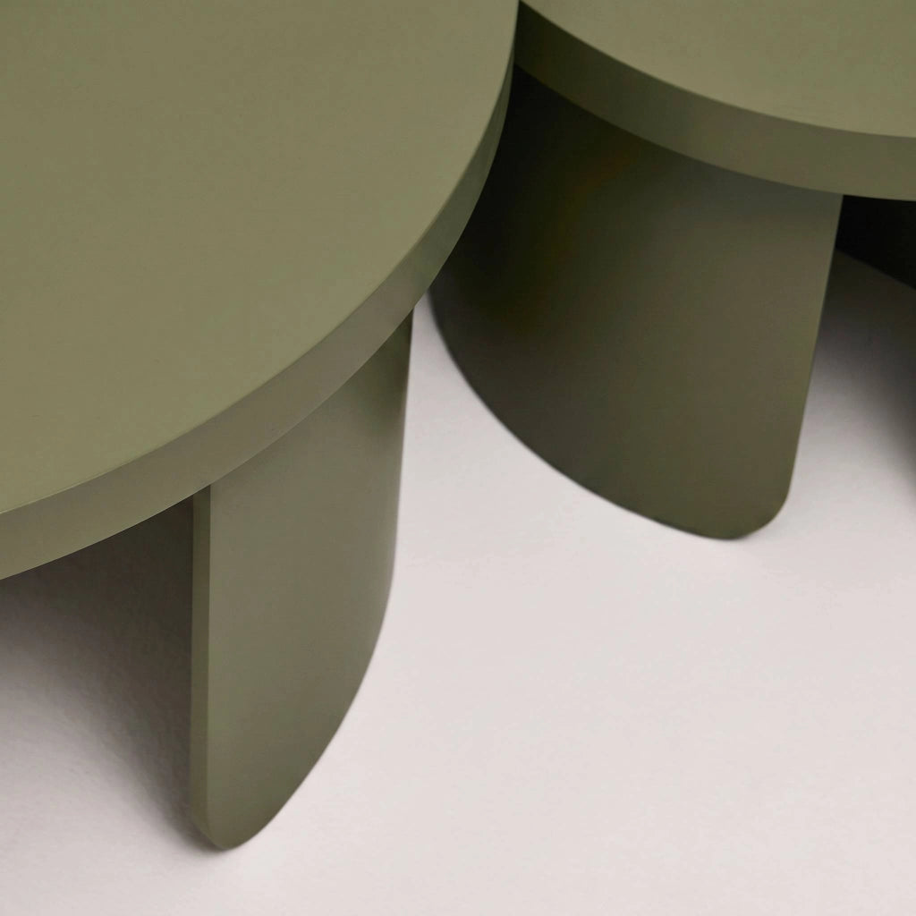 Set di 2 tavolini rotondi impilabili, verde kaki