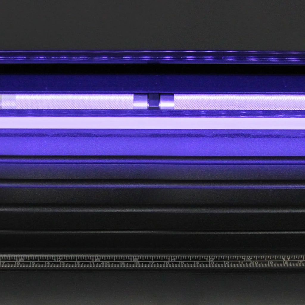 PixMax Taglierina per vinile 135 cm LED - Tracciatore, taglierina, creazione di magliette, adesivi, personalizzazione [Supporto e copertura protettiva INCLUSI)