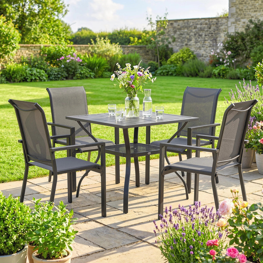 Set da Giardino 5 Pezzi in Acciaio con Tavolo e Sedie Impilabili ¨C Zephmum ¨C Grigio