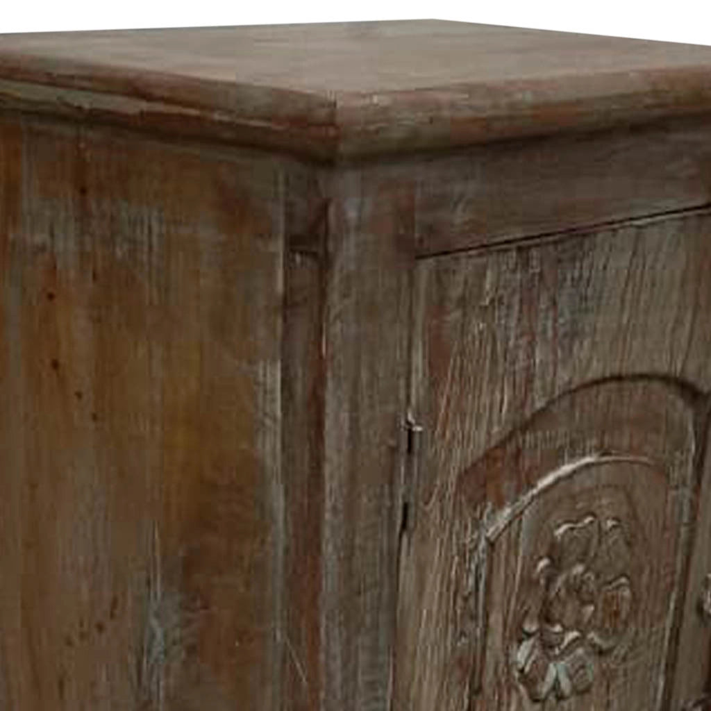 Comodino in legno fatto a mano51x30x75h cm