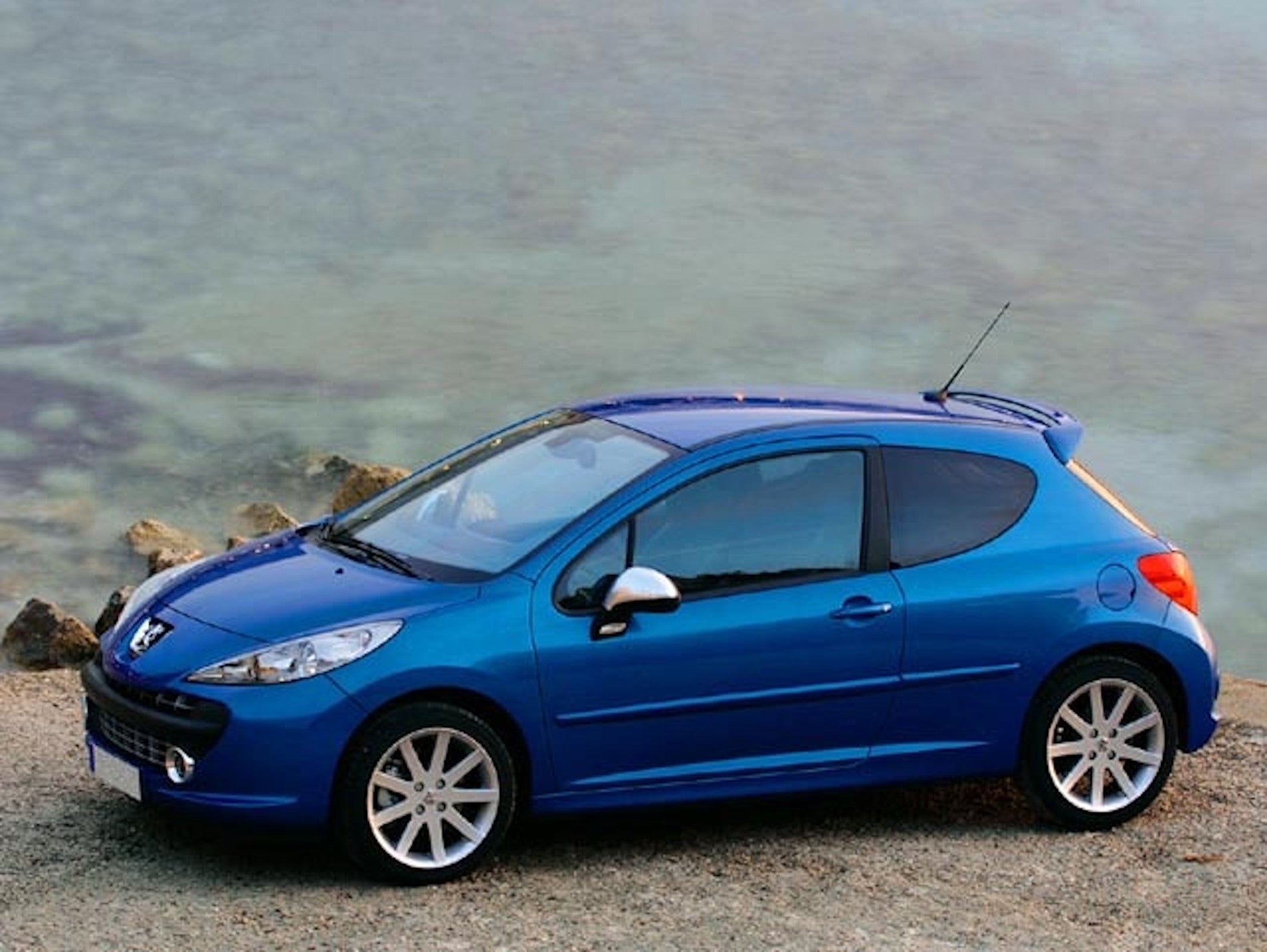 RIGUM902020 , Peugeot 207 Berlina 3/5 porte dal 2006-2012 , Peugeot 207 Station Wagon dal 2006-2012 , Non idoneo per mod