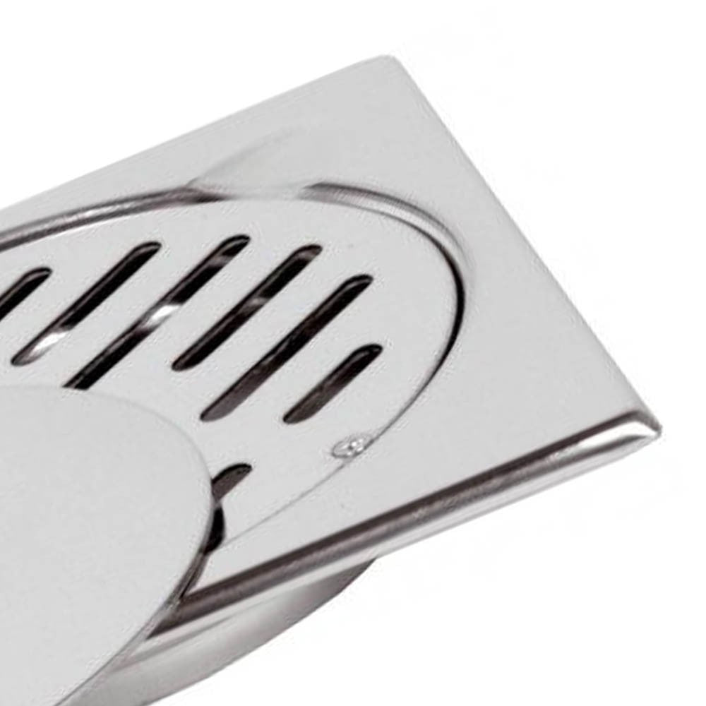 Copertura a pavimento 15x15 con griglia fissa e coperchio mobile