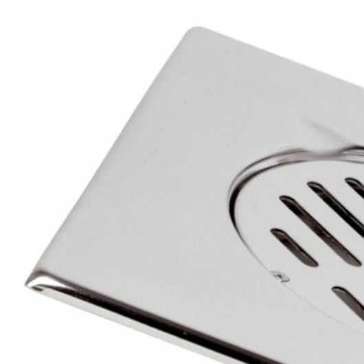 Copertura a pavimento 20x20 con griglia fissa e coperchio mobile