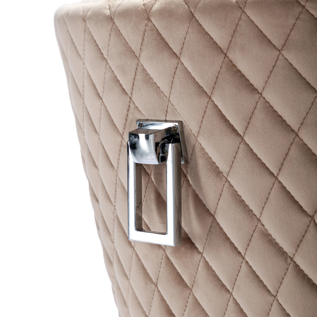 Sedia da pranzo con schienale imbottito e gambe in metallo in velluto beige