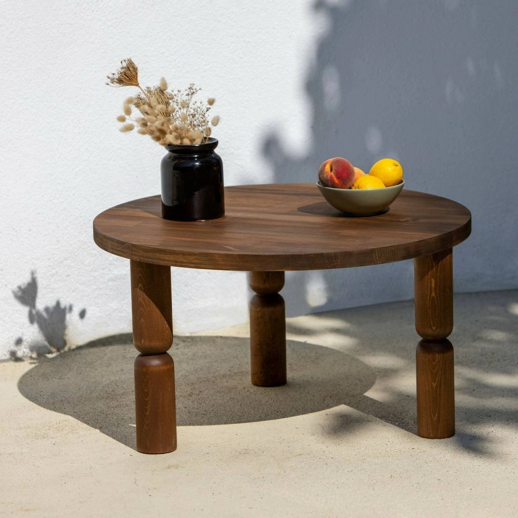 Tavolino da salotto Victorien, Tavolo basso da caffè, Portariviste per divano, Ripiano da soggiorno, 70x70h40 cm, Noce