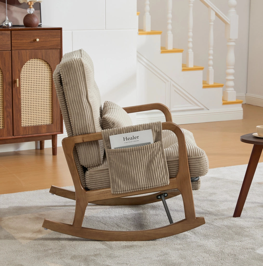 Sedia a dondolo 70x80x92 cm con poggiapiedi; tasca laterale e schienale regolabile in cord khaki