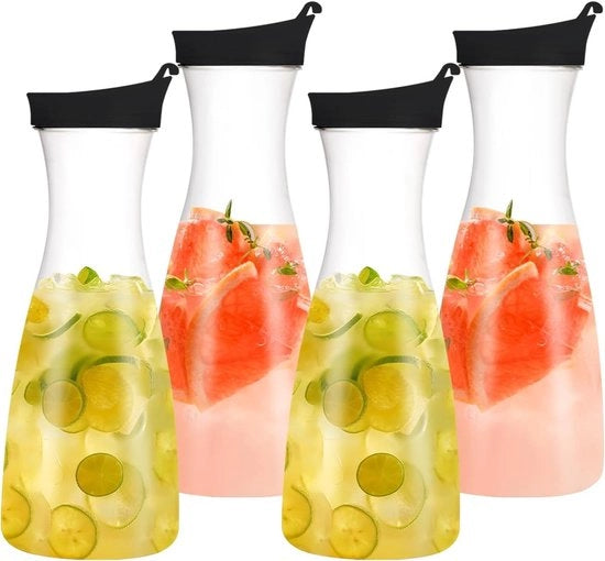 Set di 4 decantatori di acqua in plastica da 1 litro con coperchio trasparente.
