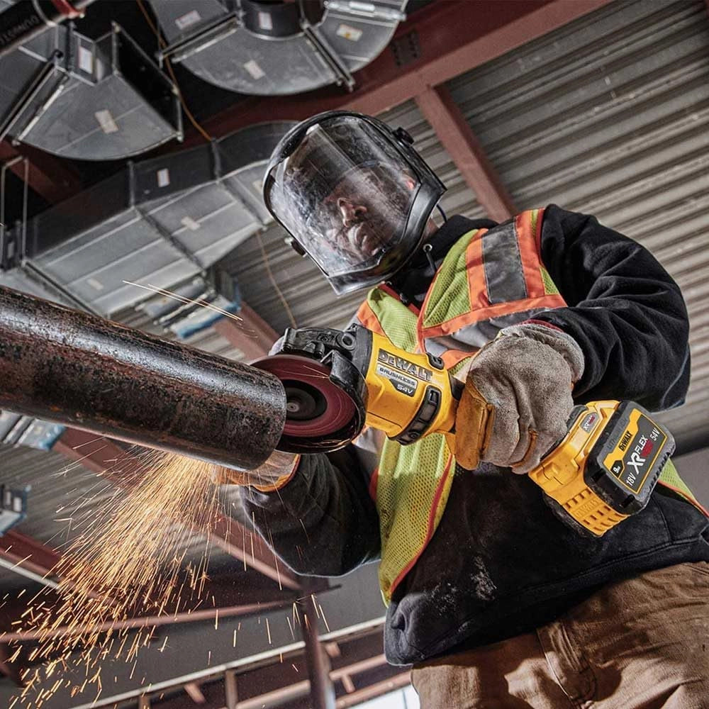 DCG418N 54v 125mm XR FlexVolt Smerigliatrice ad alta potenza - Strumento nudo (DEWDCG418N)