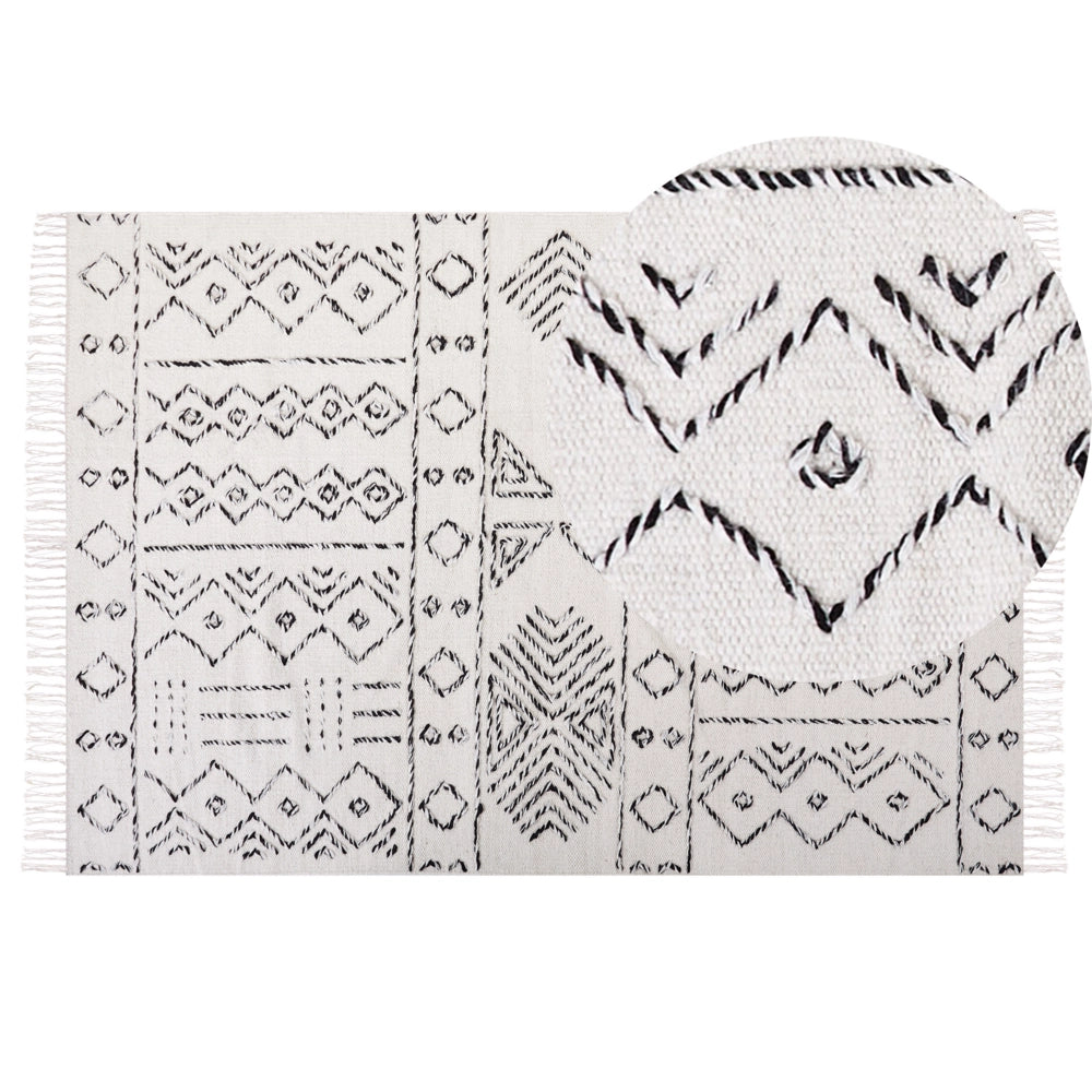 Tappeto in lana bianco sporco e nero con motivo azteco 140 x 200 cm a pelo basso Moderno Vintage