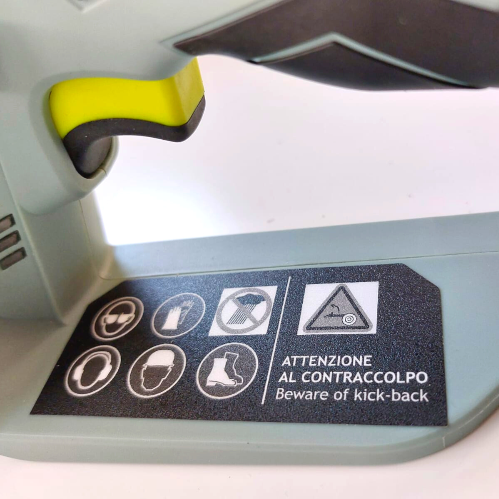 KIT Motosega a Batteria KOMBO KO605PRO 12V – Taglio Preciso con Dotazione Completa