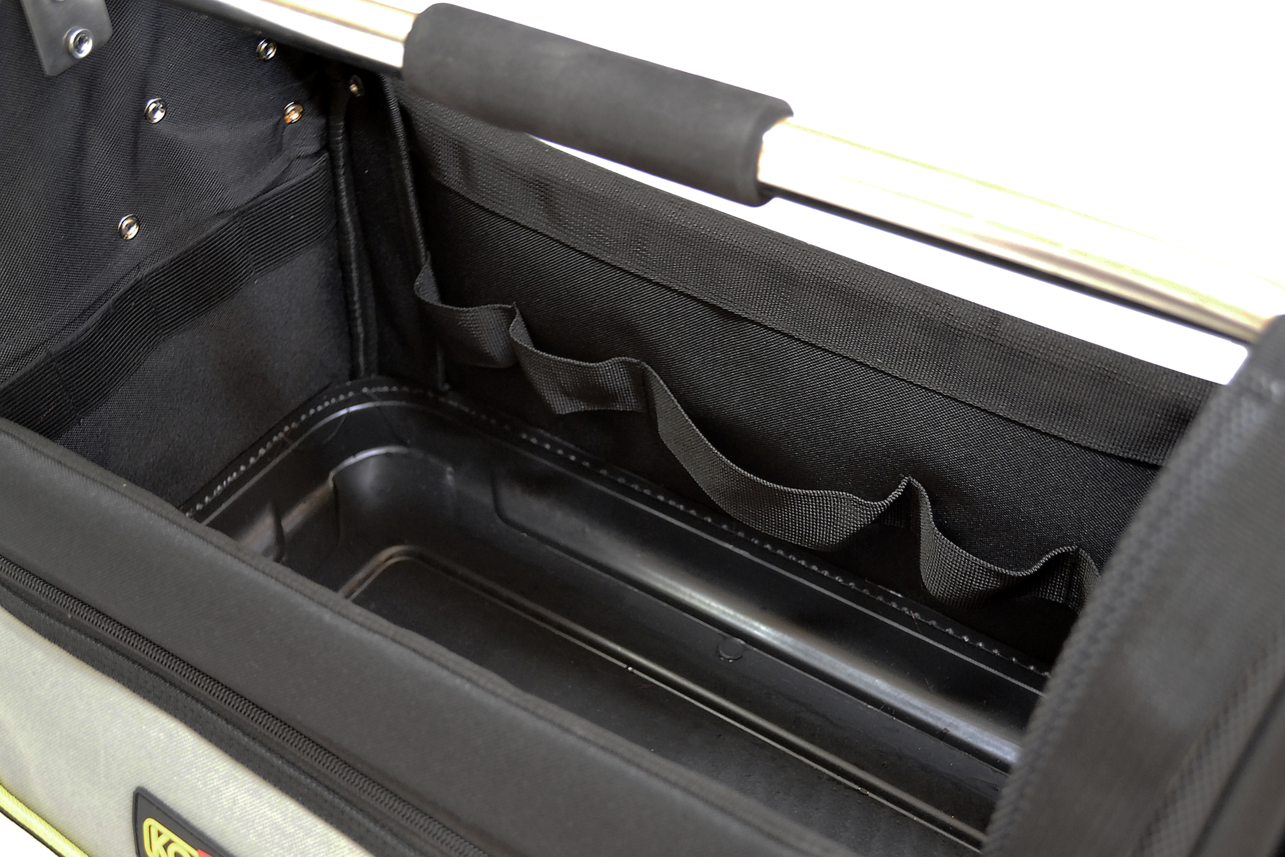 KOMBO - CESTELLO FASTCATCH In nylon 600Den base rigida impermeabile