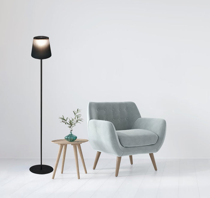 LAMPADA DA TERRA 3W 310LM RICARICABILE CON CAVO USB NERA