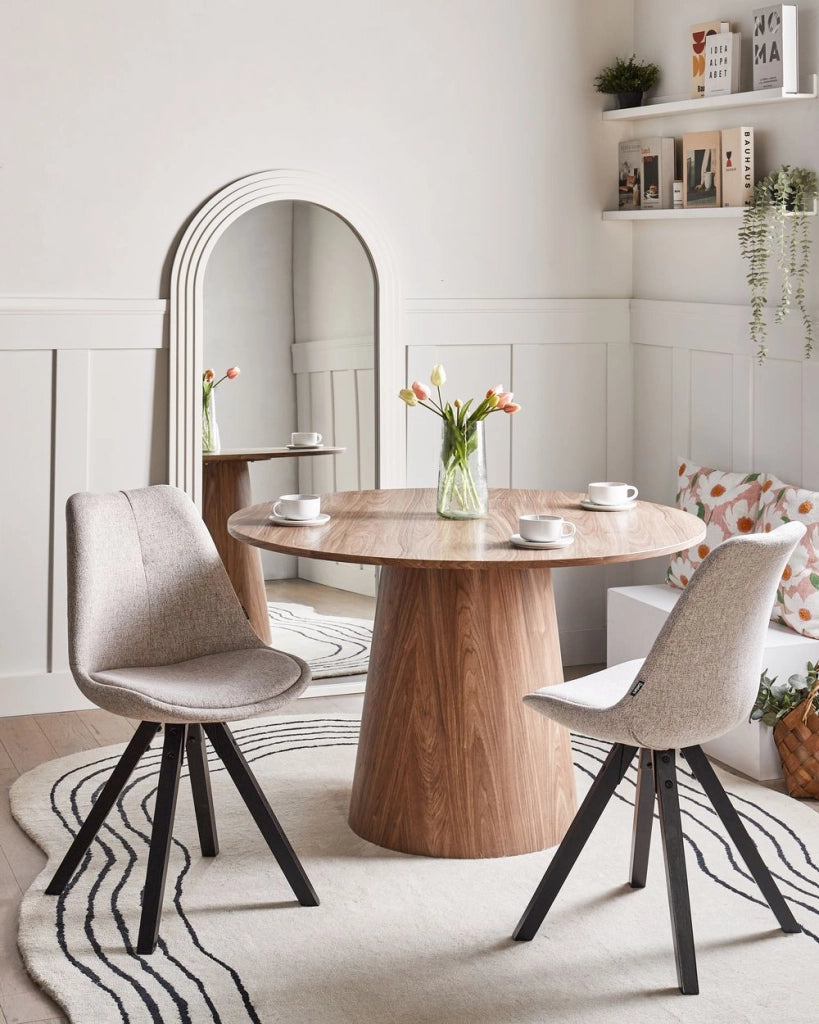 Set di 2 sedie da pranzo beige girevoli senza braccioli design scandinavo